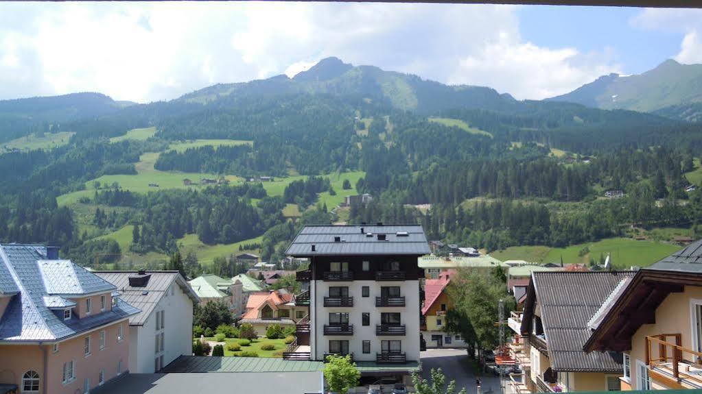 Kaiser-Franz Bad Hofgastein Exterior photo